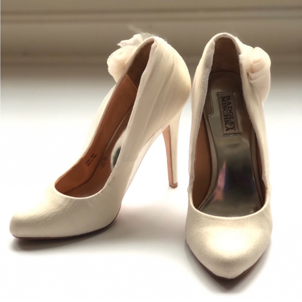 Badgley Mischka Ivory Satin Stiletto Pumps with Rosette Accent